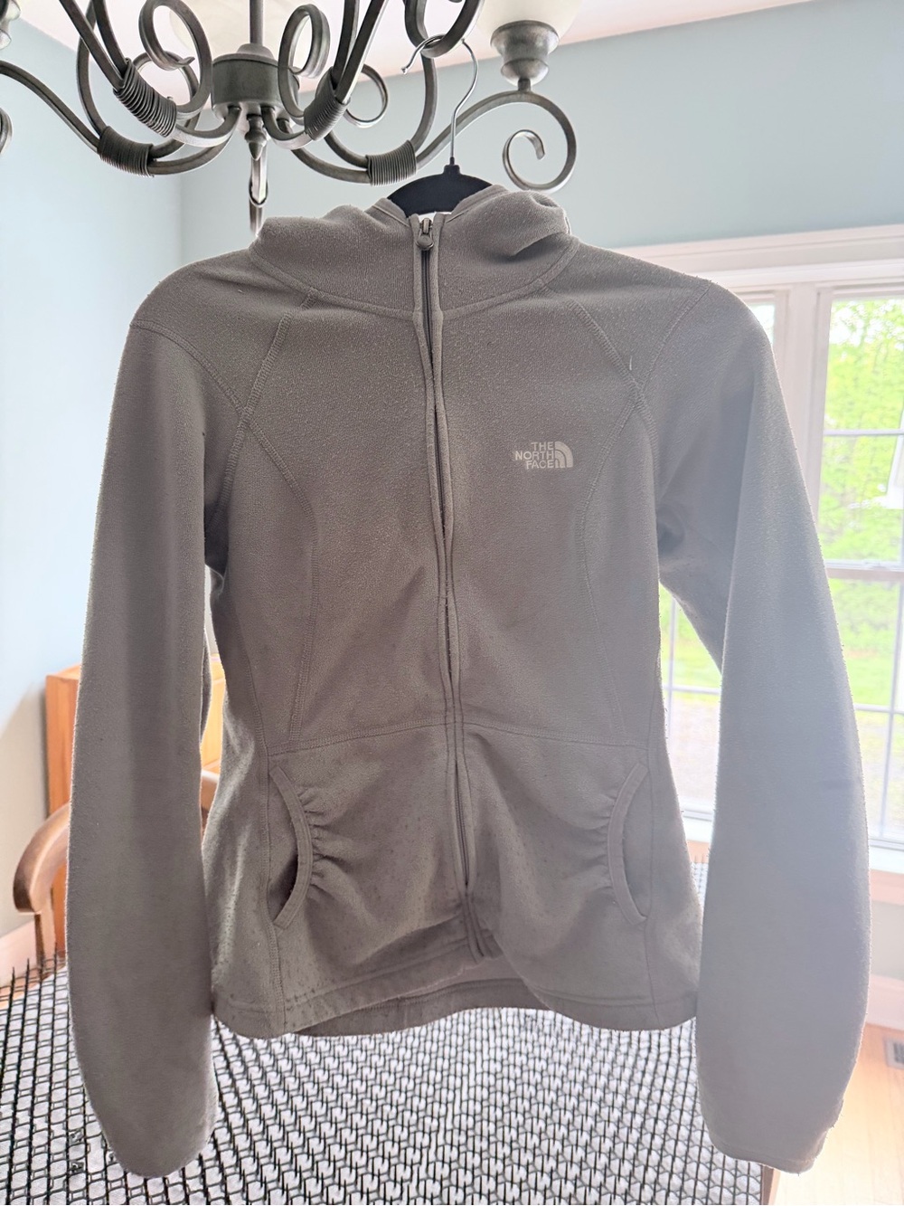 The North Face Women's Light Gray Full-Zip Fleece Hoodie